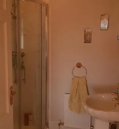 Kingfisher House Bed & Breakfast